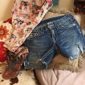 true religion jeans with cowboy boots